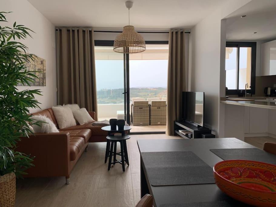 Prachtig Appartement Met Zeezicht In Estepona Costa Del Sol Luaran gambar